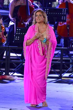 Konzert von Albano Carisi und Romina Power in Verona, Italien Romina ...