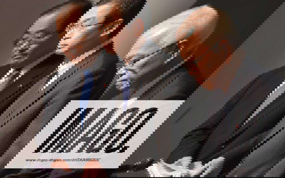 June 25, 2015, Tokyo, Japan Chief Executive Shigehisa Takada, center