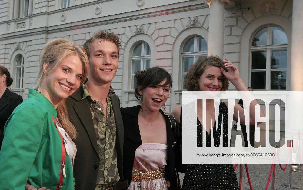 Finja Martens,Max Woelky,Natascha Hockwin und Marie Rönnebeck bei der ...