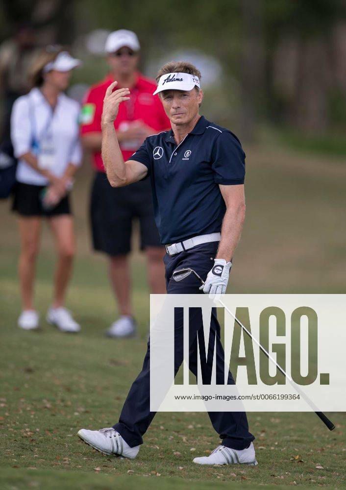 Feb. 6, 2015 - Boca Raton, Florida, U.S. - Bernhard Langer Reacts To ...