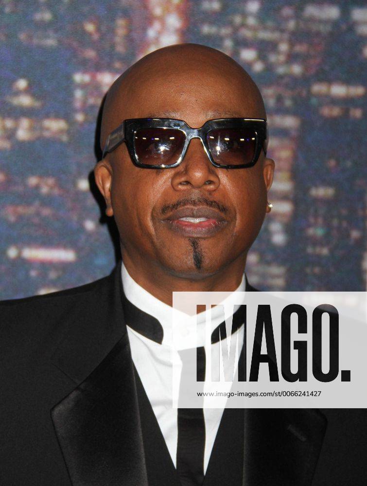 Feb 15 2015 New York New York Us Mc Hammer Attends The Arrivals For Snl 40th Anniversary