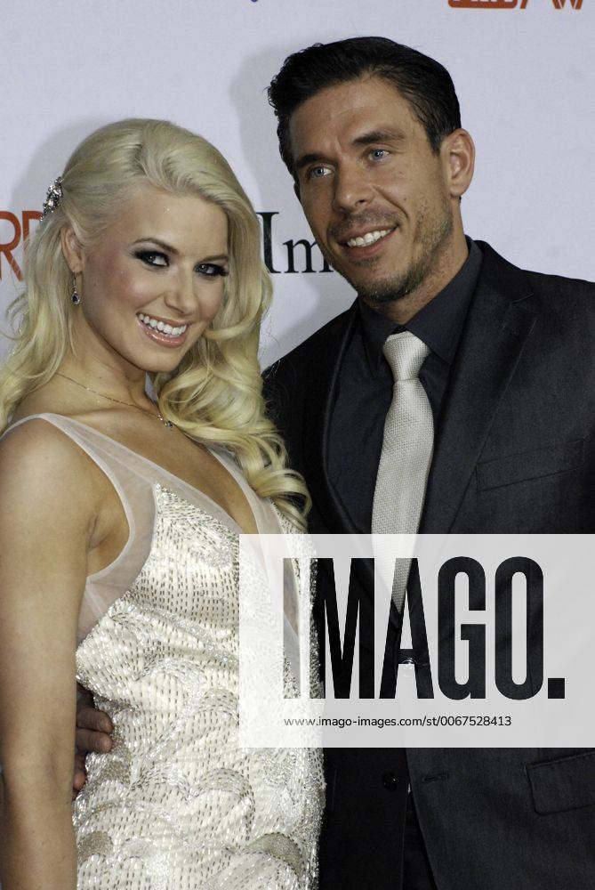 Jan Las Vegas Nevada U S Adult Actress ANIKKA ALBRITE And Adult Actor MICK BLUE Are