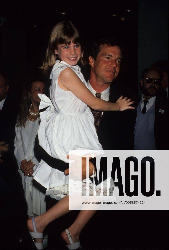 HALEY AULL with Dennis Quaid.Something to talk about premiere 1995.k2197ww