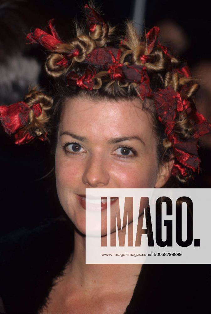 MARCIA DOR.Red Corner premiere at Cinema 1 in New York 1997.k10189ar