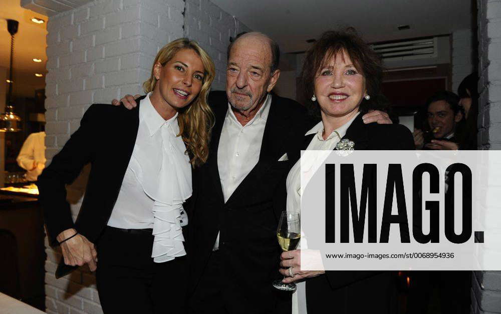 Ralph Siegel mit Tochter Giulia Siegel und Dunja Siegel Smoking ...