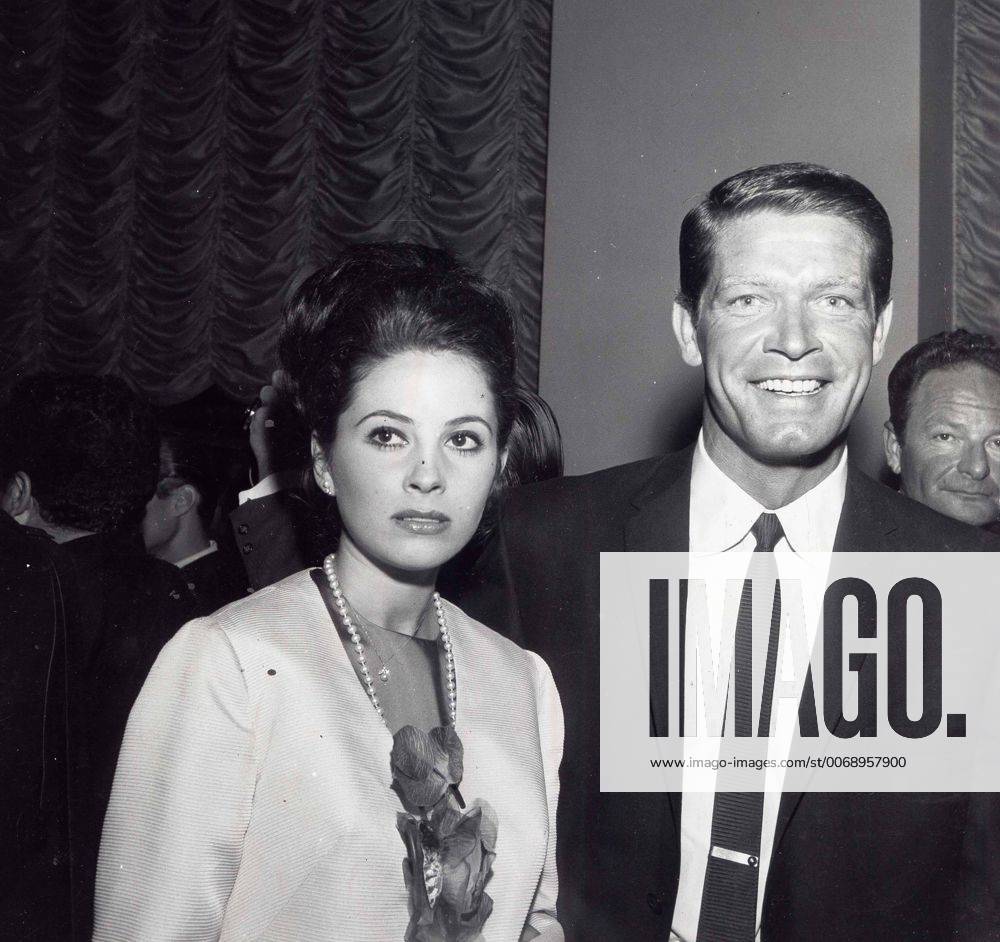 BARBARA PARKINS with Stephen Boyd.Trail premiere.Supplied by Photos inc