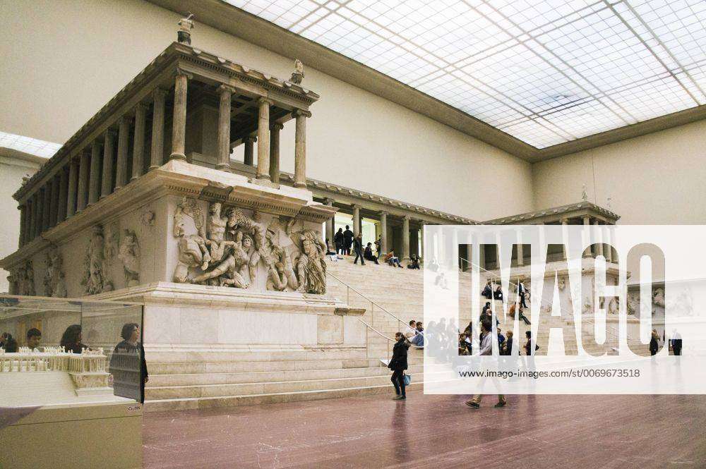 altar from pergamon