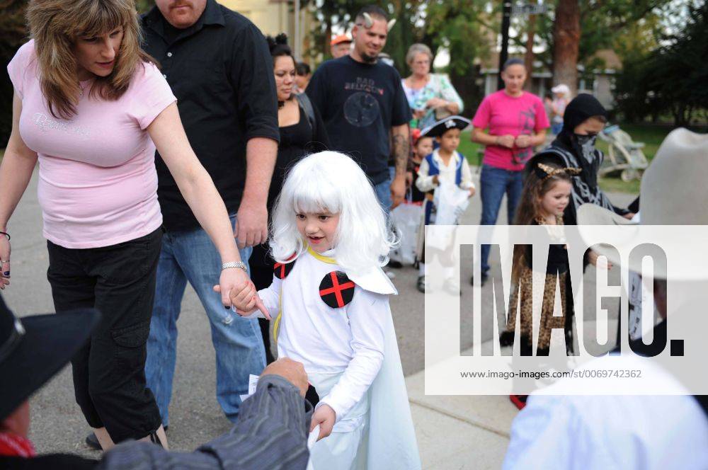 Oct. 30, 2011 Bakersfield, CA, USA Jaclyn Borowski The Californian