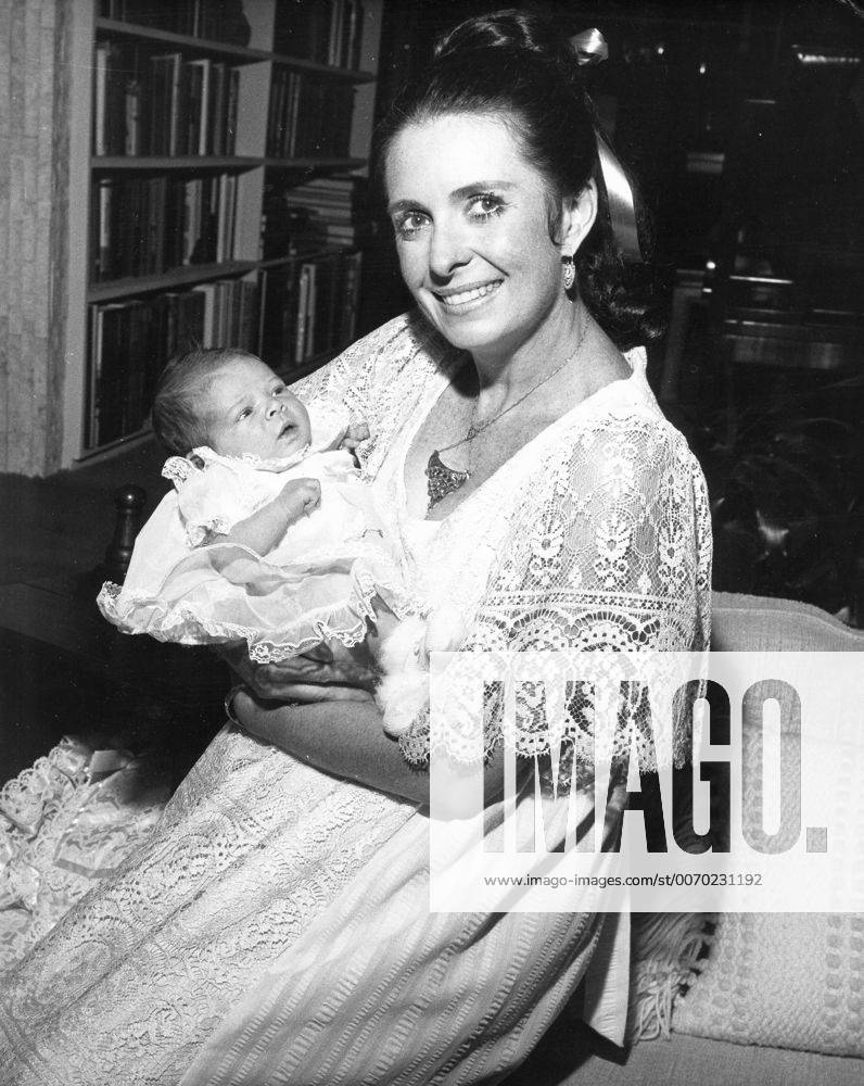 July 29, 2011 MARGARET O BRIEN with daughter Mara Tolene Thorsen