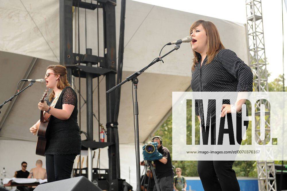 Sept 16, 2011 - Austin, Texas; USA - (R-L) Singer LYDIA ROGERS and ...