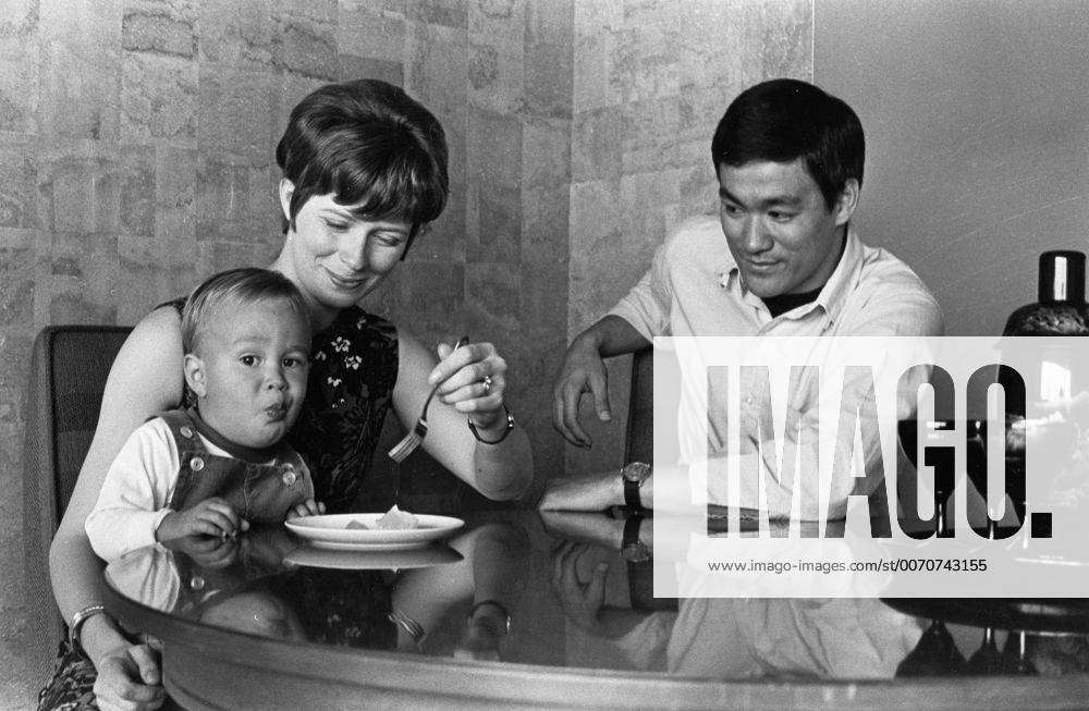 July 18, 2011 - BRUCE LEE with son Brandon Lee and wife Linda Lee Caldwell.  - ZUMAg49_
