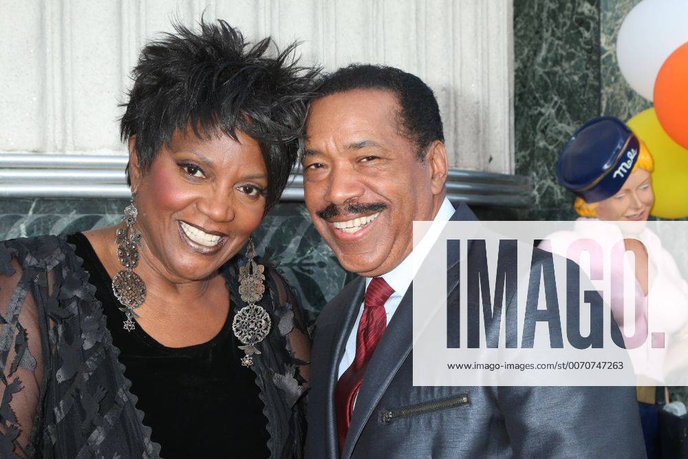 LOS ANGELES - APR 27: Anna Maria Horsford, Obba Babatunde at the 2016 ...