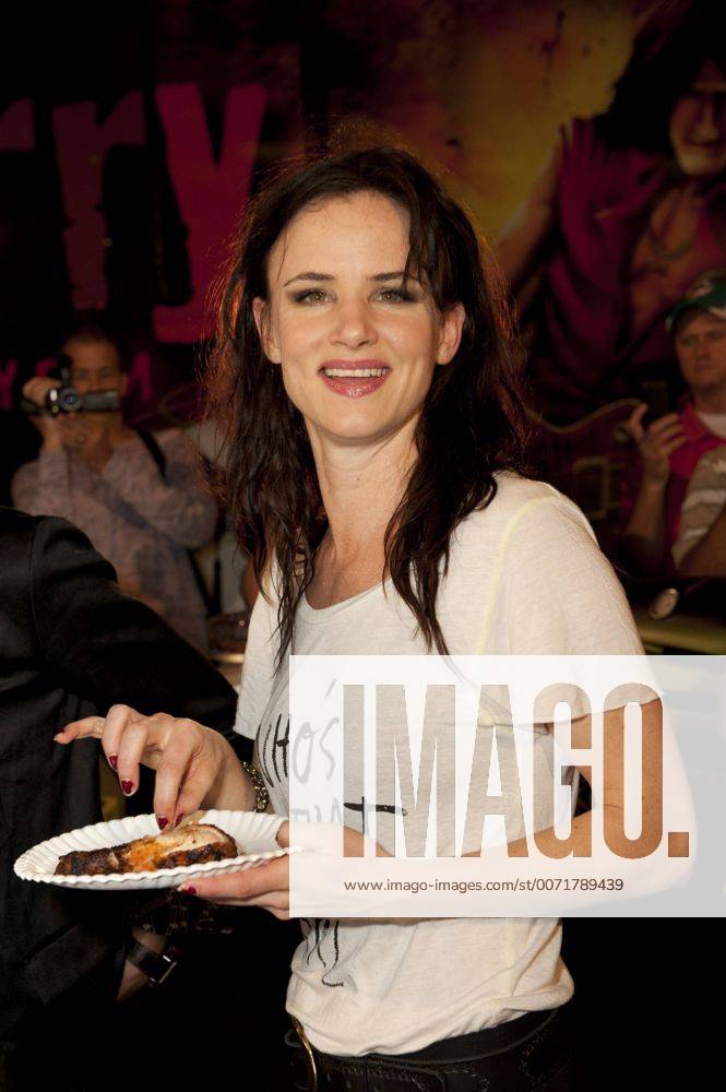 Nov 18, 2010 Miami Gardens, Florida, U.S. Iron Chef winner and