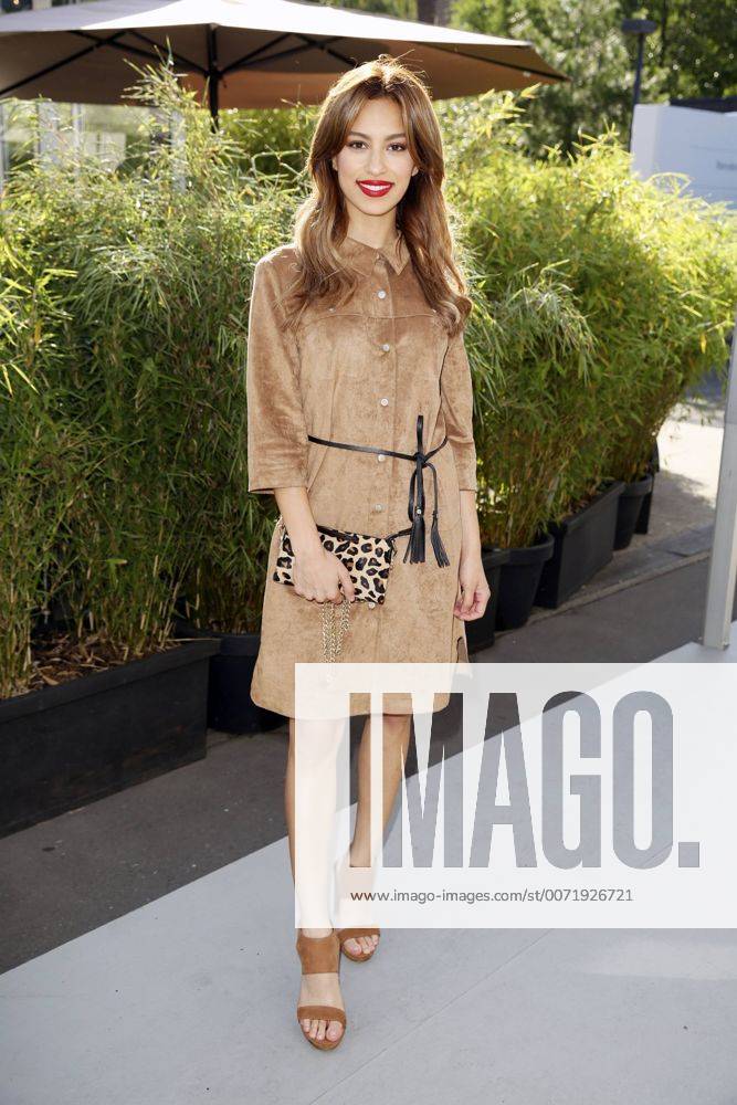 Gizem Emre bei der Laurel Fashion Show auf der Mercedes-Benz Fashion