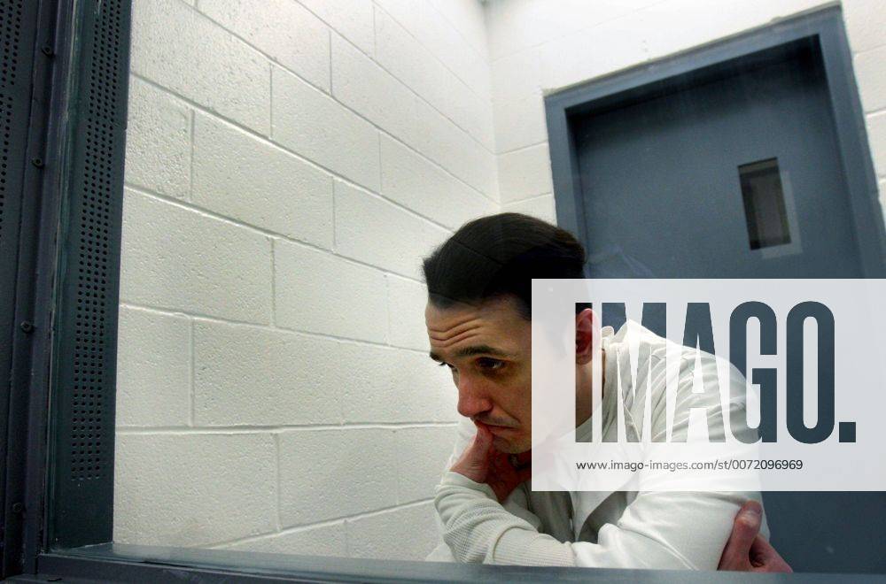 Oct. 19, 2010 Grady, AR, U.S. October 19, 2010 Arkansas Death Row inmate Damien Echols, who