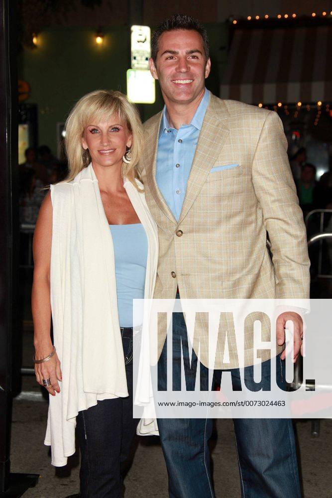 Who is Kurt Warner's wife Brenda?