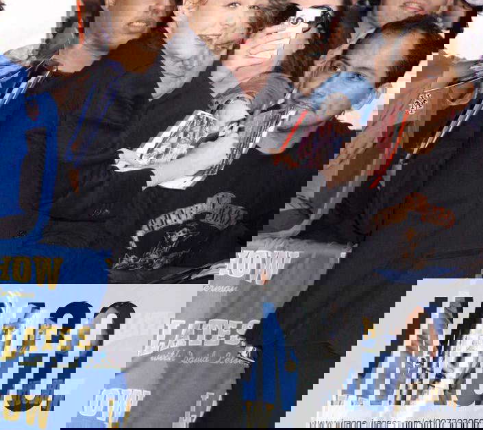 Oct 07, 2009 - New York, New York, USA - Actress CAREY MULLIGAN signs