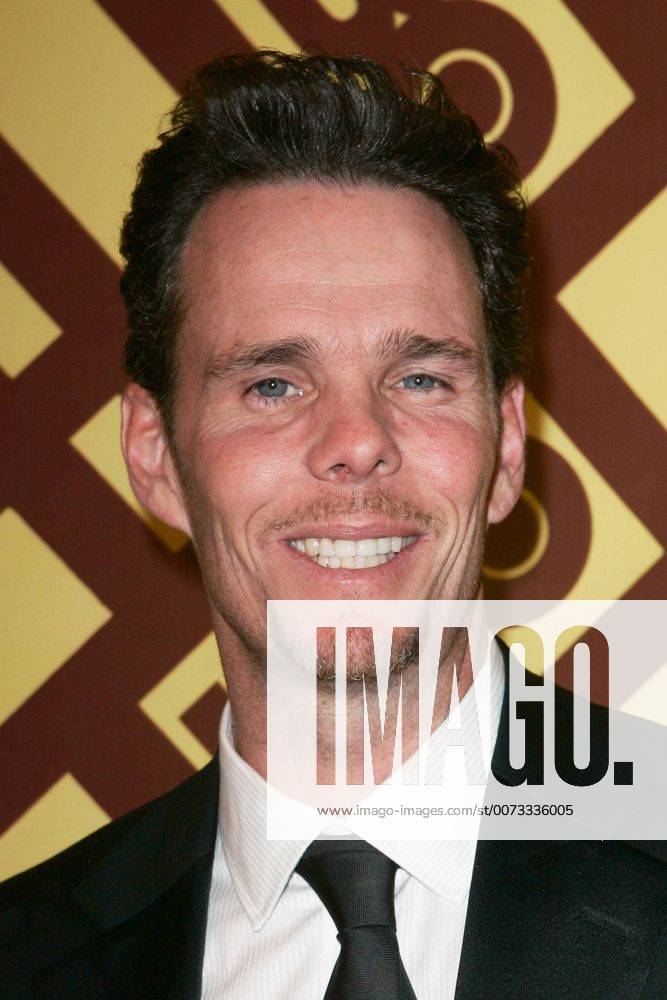 Jan 11, 2009 - Beverly Hills, California, USA - Actor KEVIN DILLON ...