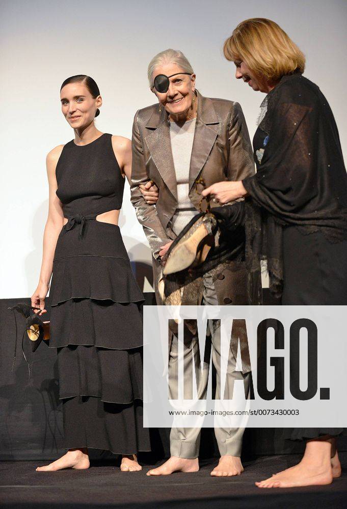 L R Rooney Mara Vanessa Redgrave and TIFF Executive Director