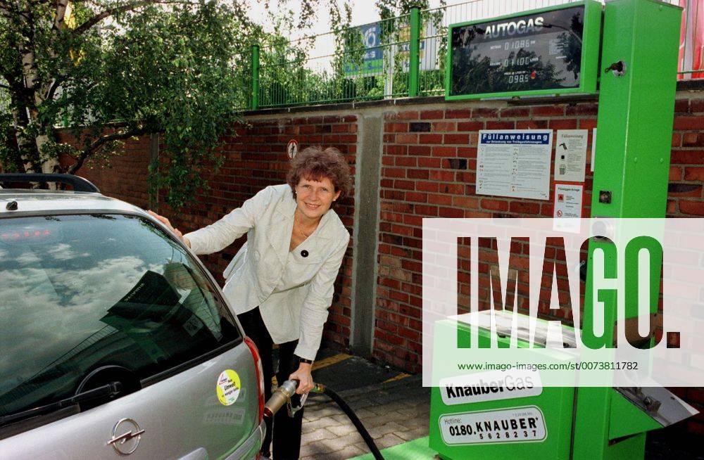 Deutschland, Bonn, 07.06.2000 Foto: Ines Knauber, Geschäftsführerin der ...