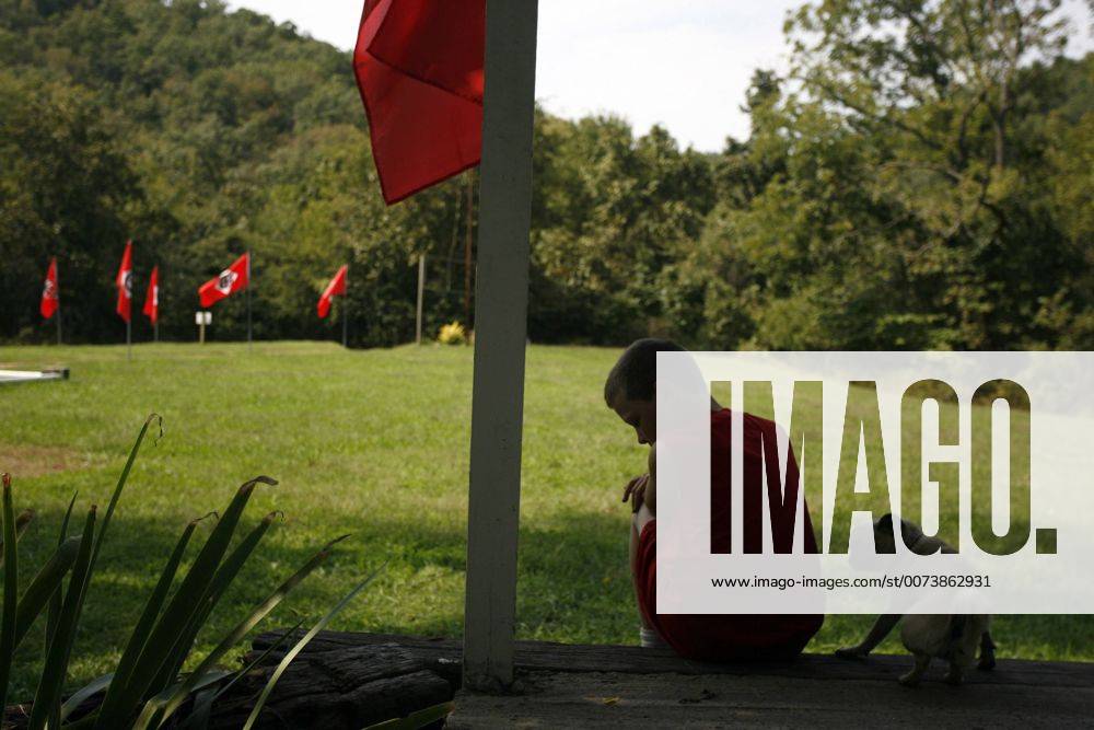 CHRIS ZUPPA Times.(09 19 2008 Zinc) Josh Stewart, 10, (cq) of Harrison