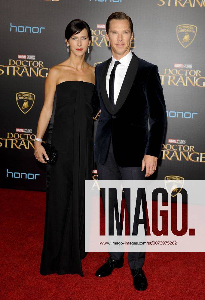 Benedict Cumberbatch & wife Sophie Hunter DR. STRANGE FILM PREMIERE ...