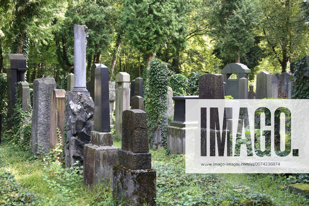 b.a. Friedhöfe München NEUER JÜDISCHER FRIEDHOF Grab von Kurt Eisner Foto: Michael Westermann