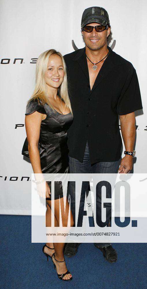 jose canseco wife