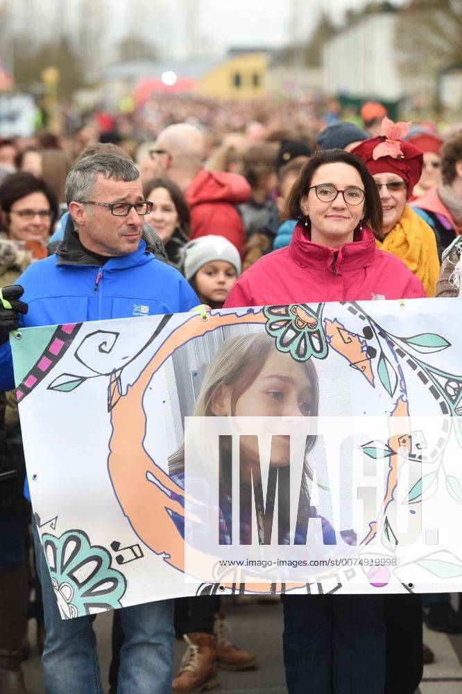 Isabelle Hustin mother of Beatrice Berlaimont pictured at a march