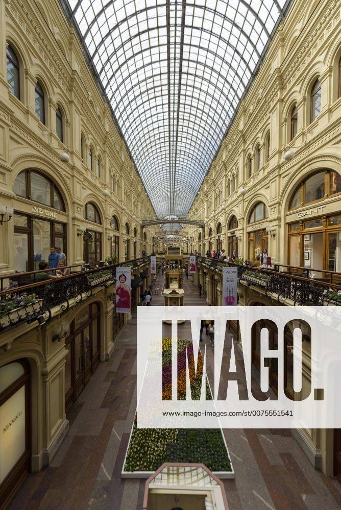 Kaufhaus GUM, Moskau, Russland, Europa Copyright imageBROKER EduardoxFusterxSalamero iblefu04428299 Kaufhaus GUM, Moskau, Russland, Europa Copyright imageBROKER EduardoxFusterxSalamero iblefu04428299