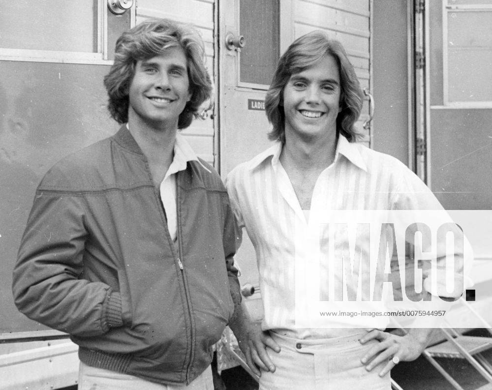 Feb. 5, 2007 - PARKER STEVENSON SHAUN CASSIDY ON THE SET OF THE HARDY ...