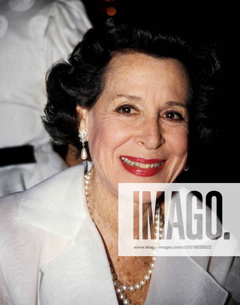 Apr. 18, 2007 New York, New York, U.S. KITTYCARLISLEHARTRETRO