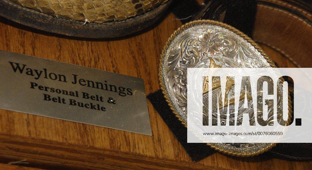 Waylon belt outlet buckle