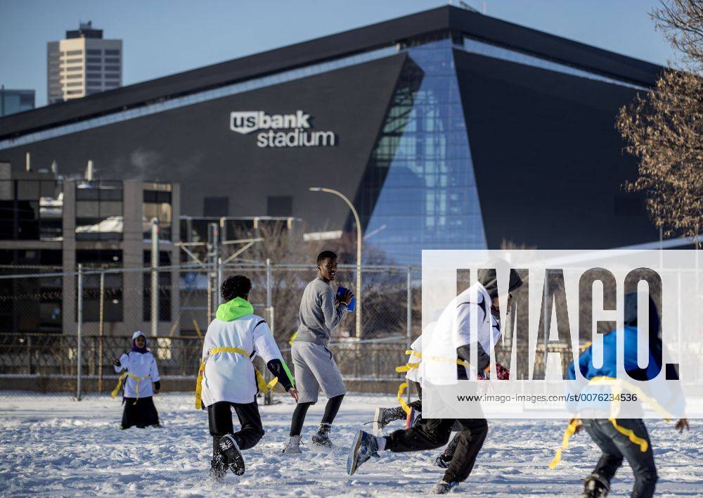 January 15, 2017 Minneapolis, MN, USA A game of flag football at