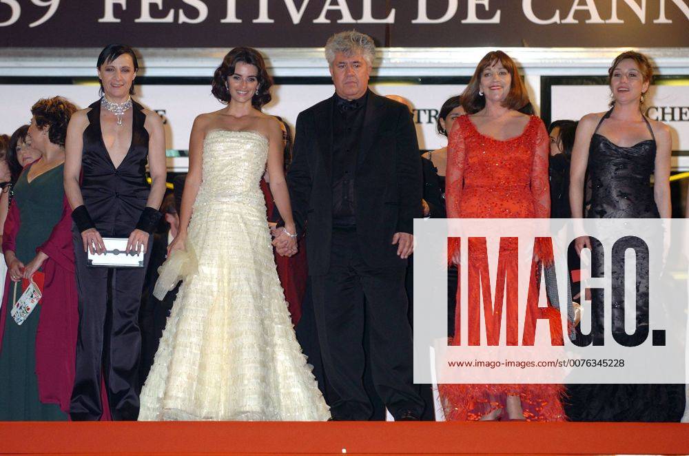 May 19 2006 Cannes FRANCE PEDRO ALMODOVAR PENELOPE CRUZ