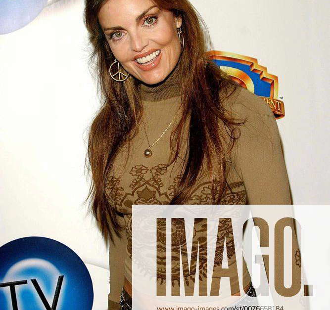 Mar 16 2006 Hollywood California U S K47218eg Aol In2tv Launch