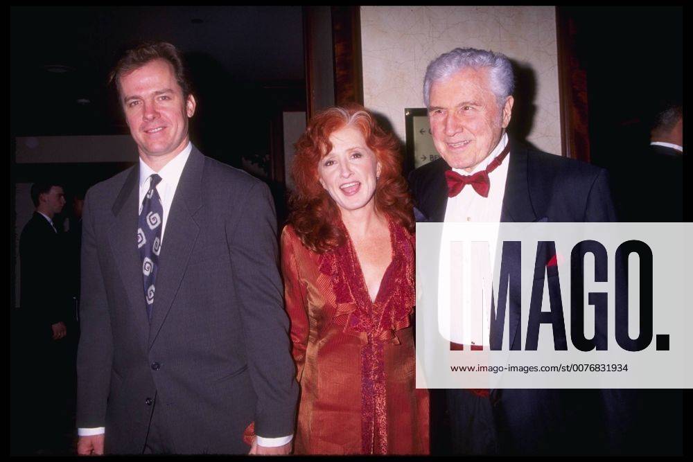 BONNIE RAITT, husband MICHAEL O KEEFE and father JOHN RAITT attend the ...