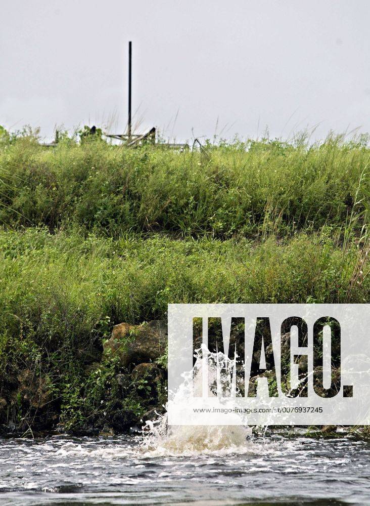 Aug 26, 2005; Palm Beach, Florida, USA; Water gurgles from a reservoir