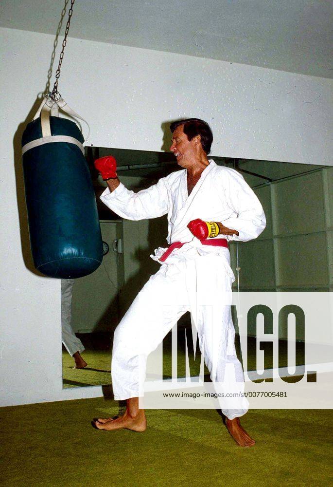 Beverly Hills California U.S. BOB BARKER karate training