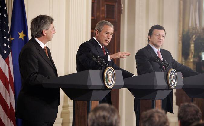 U.S. - KRT US NEWS STORY SLUGGED: BUSH-EU KRT PHOTOGRAPH BY CHUCK ...