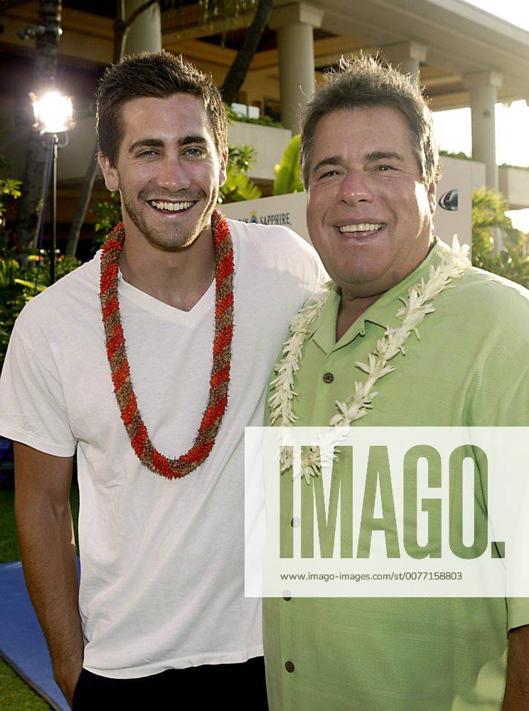 Jun 17, 2005; Wailea, HI, USA; Actor JAKE GYLLENHAAL left, and Maui ...