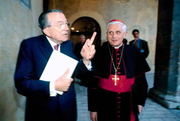 Apr. 20, 2005 - Roma, Italia - File historical years 90 Rome Cardinal ...