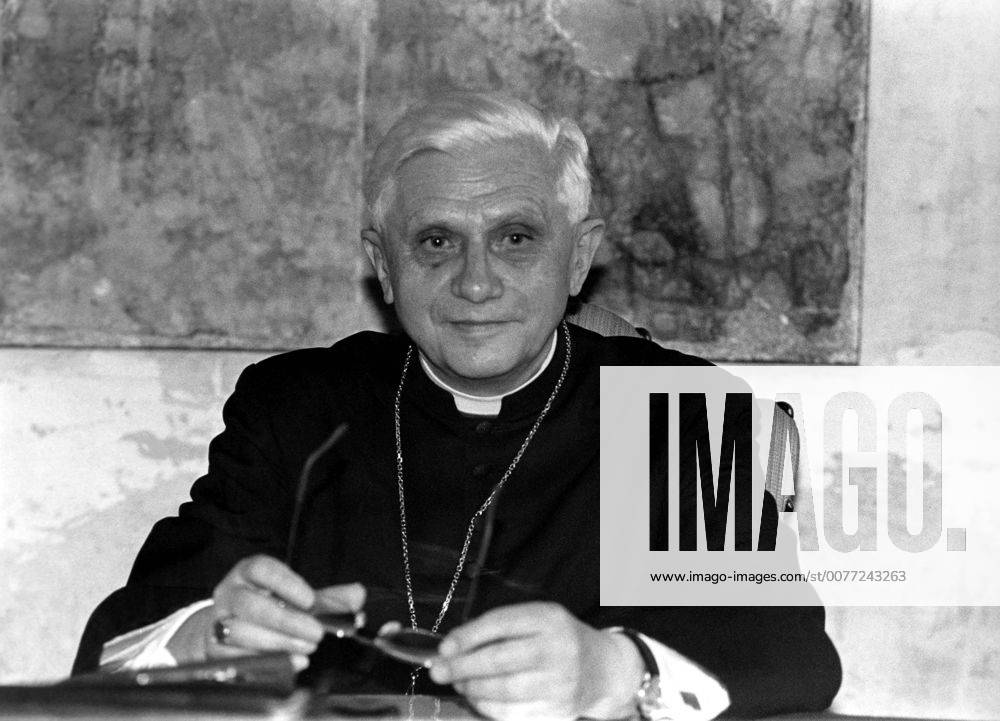 Apr. 20, 2005 - Roma, Italia - File historical years 90 Rome Cardinal ...