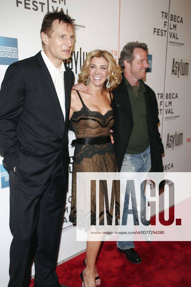 Apr 25, 2005; New York, NY, USA; NATASHA RICHARDSON, LIAM NEESON and AIDAN  QUINN arrive at