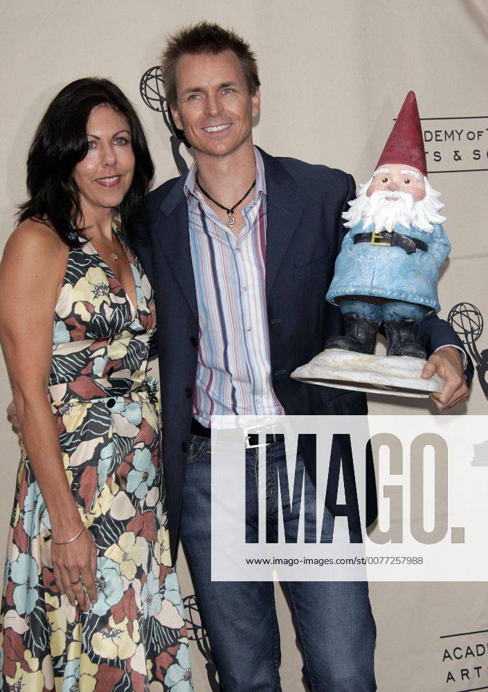 Apr 27, 2005; North Hollywood, California, USA; Host PHIL KEOGHAN