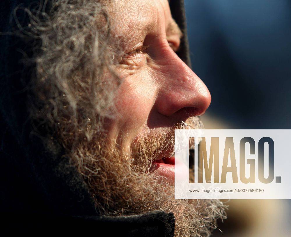 Feb. 15, 2011 Fairbanks, ALASKA, U.S. NewsMiner.Paxson musher