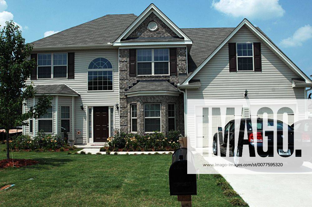 Jun. 29, 2010 Augusta, U.S. staff.Margarte and Edward