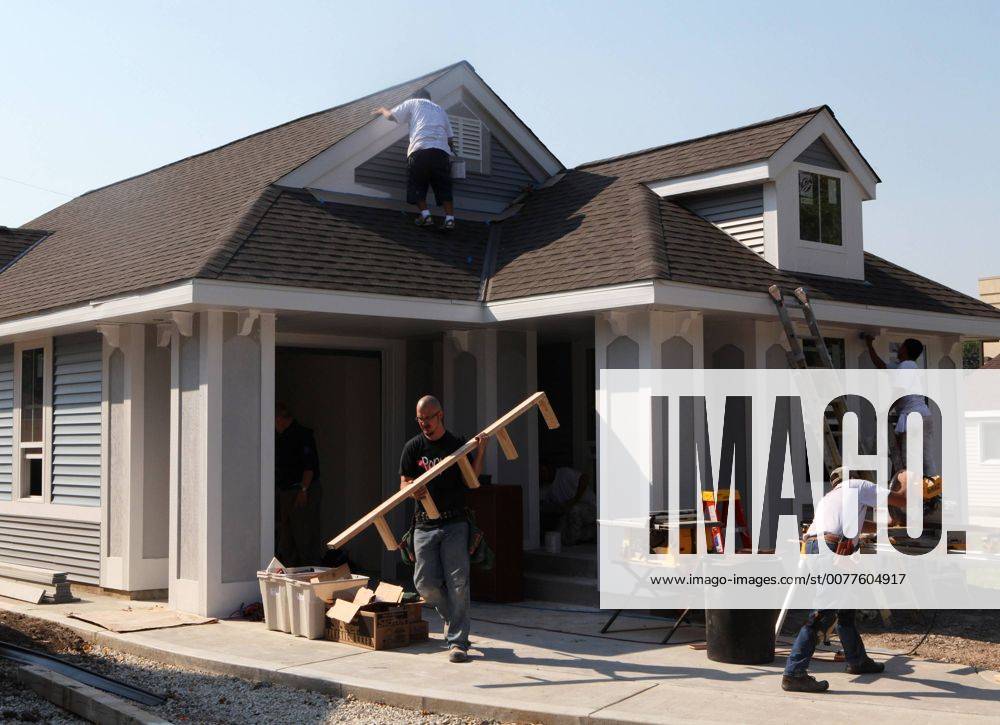 Aug. 31, 2011 Milwaukee, WI, USA Miracle Homes is developing tiny