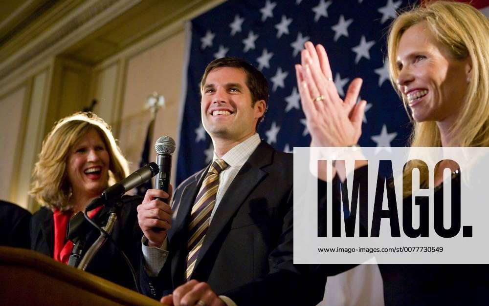 Feb. 6, 2008 - Jane Romney, Mitt Romneys sister, Matt Romney, son of ...