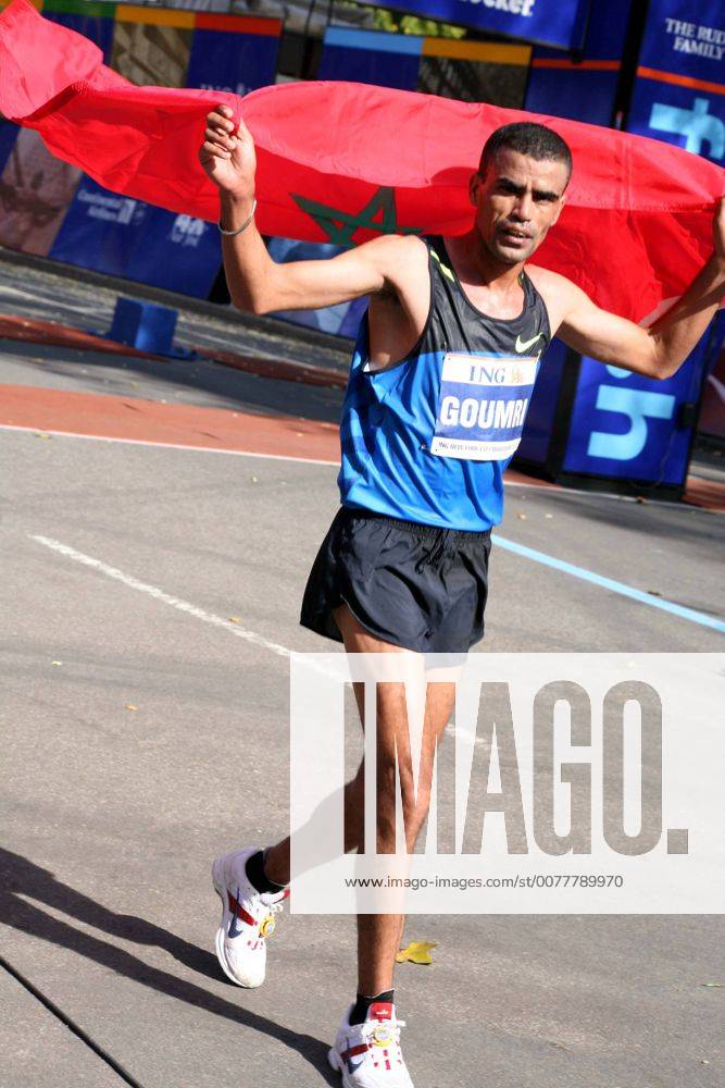 NEW YORK MARATHON.START AND FINISH.NEW YORK, NY.11208.PHOTOS BY SONIA